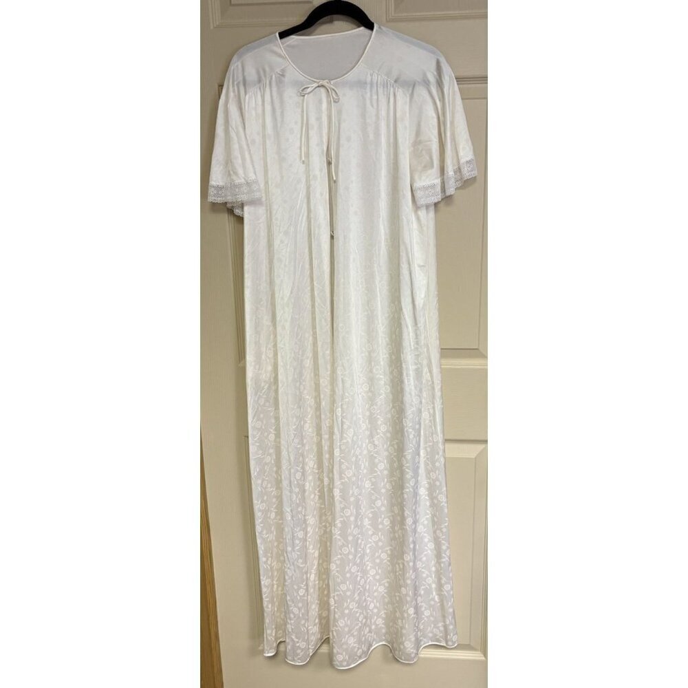 Vanity Fair VTG Women’s Robe Medium Pink Roses Lace Nylon Button Short Sleeves